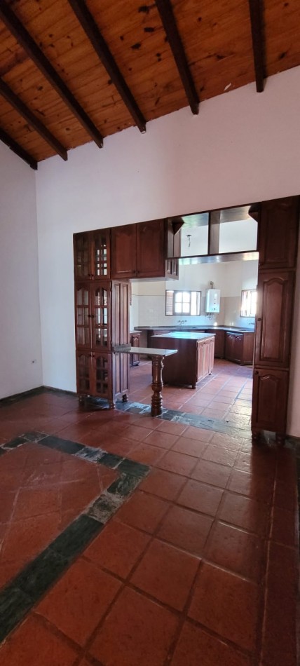 VENTA de GRAN CASA - SAN MARTIN, SAN BENITO