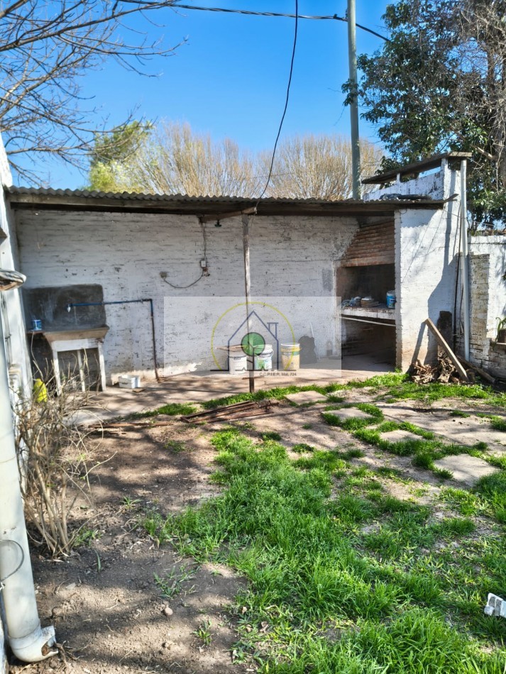 VENTA de CASA en ESQUINA - LA CAUTIVA, PARANA