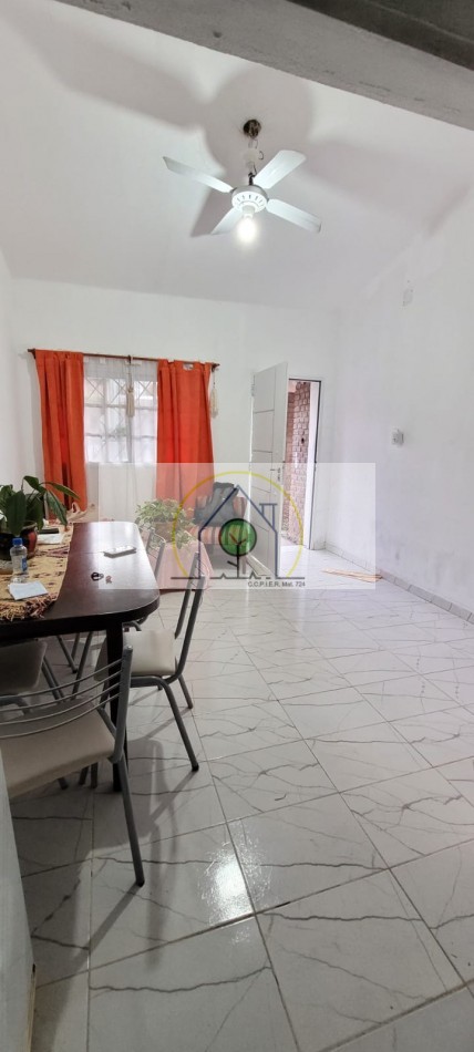 VENTA de DOS CASAS - GDOR. QUIROZ, PARANA