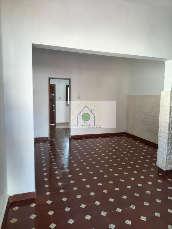VENTA de CASA en ESQUINA - LA CAUTIVA, PARANA