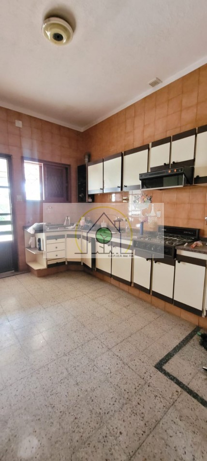 VENTA de GRAN CASA - ALSINA, PARANA