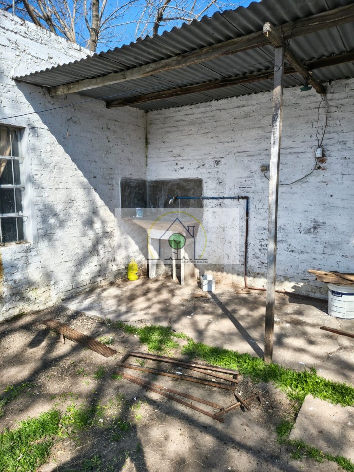 VENTA de CASA en ESQUINA - LA CAUTIVA, PARANA