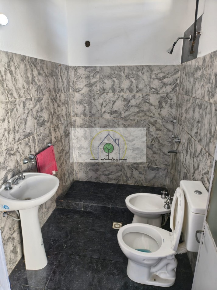 VENTA de CASA en ESQUINA - LA CAUTIVA, PARANA