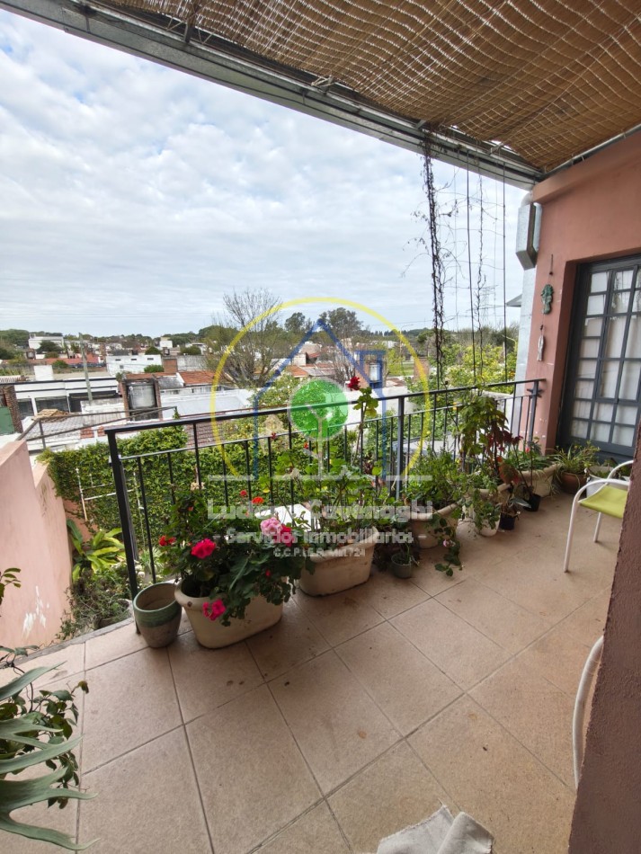 🏡 VENTA de DISTINGUIDA CASA C/LOCAL - BLAS PARERA, PARANA 🪴