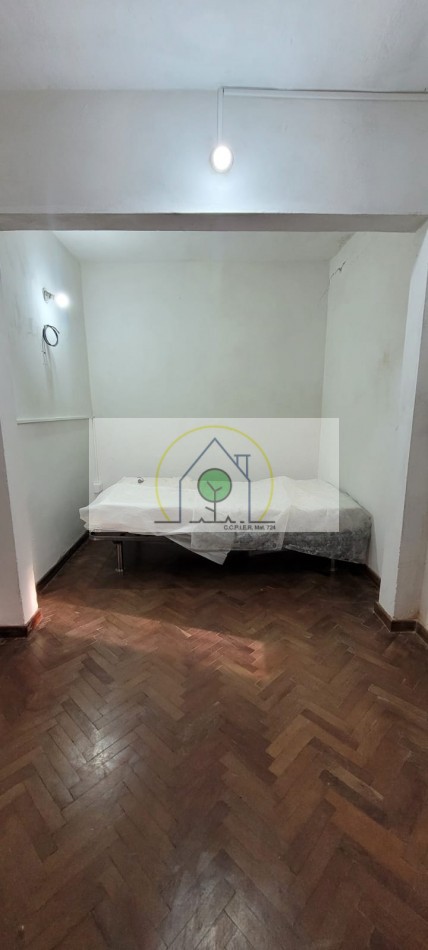 VENTA de CASA con LOCALES - DR. LUCIO d'AGOSTINO, PARANA