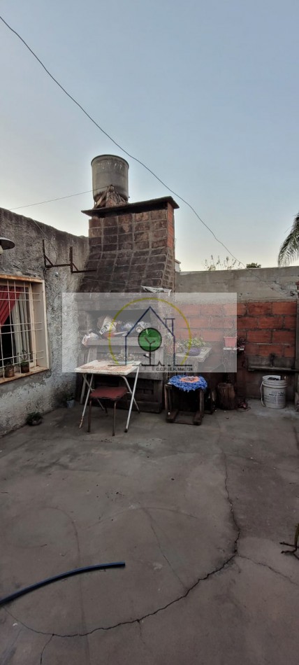 VENTA de DOS CASAS - GDOR. QUIROZ, PARANA