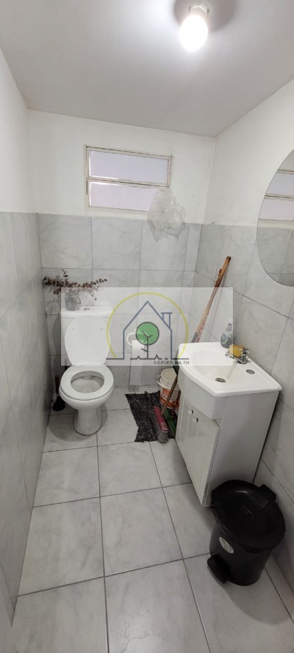 VENTA de CASA con LOCALES - DR. LUCIO d'AGOSTINO, PARANA