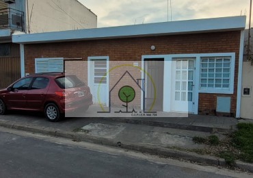 VENTA de CASA con LOCALES - DR. LUCIO d'AGOSTINO, PARANA